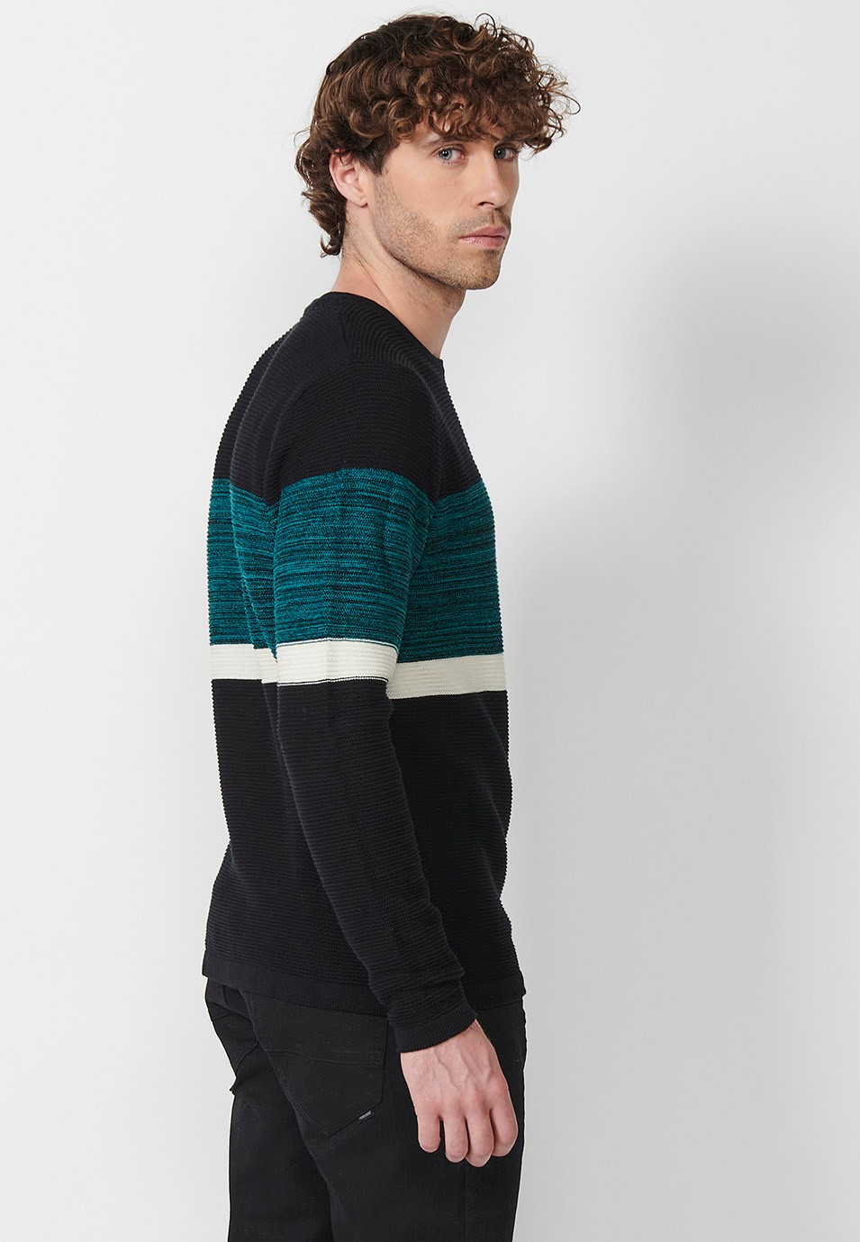 Pull en tricot tricolore à col rond pour homme en noir