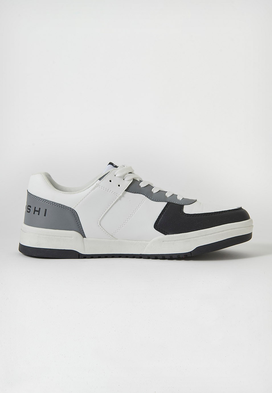 Casual sneaker shoes for men in white 1