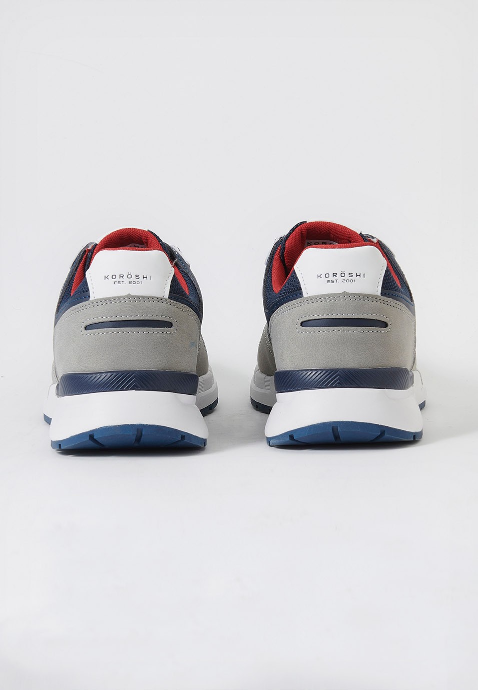 Sabatilles esportives per a home en color navy 2