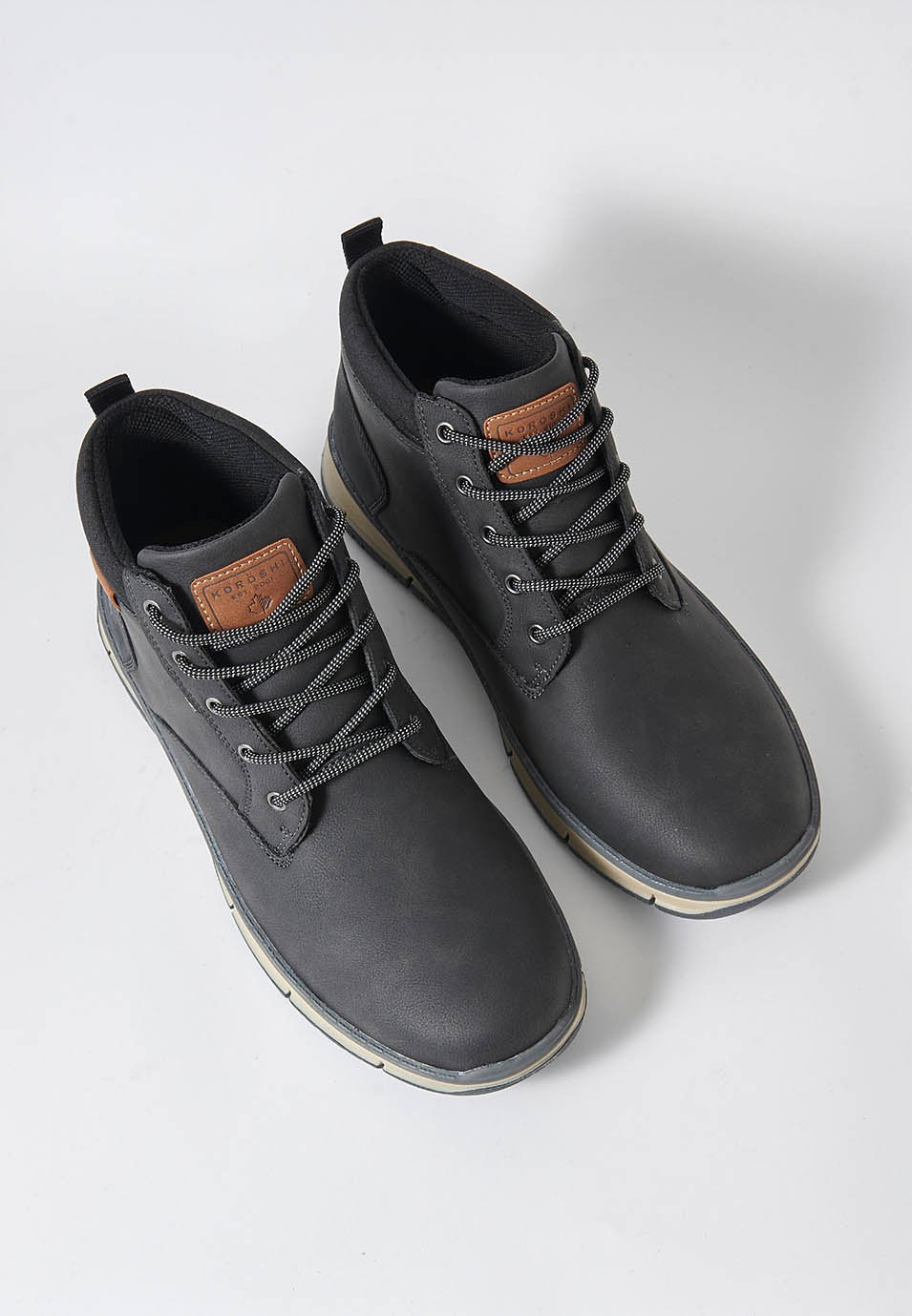 Bottines pour hommes en noir 6