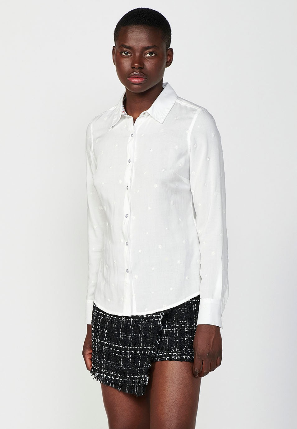 Long sleeve shirt collar blouse with embroidered fabric and print inside the collar for women in white