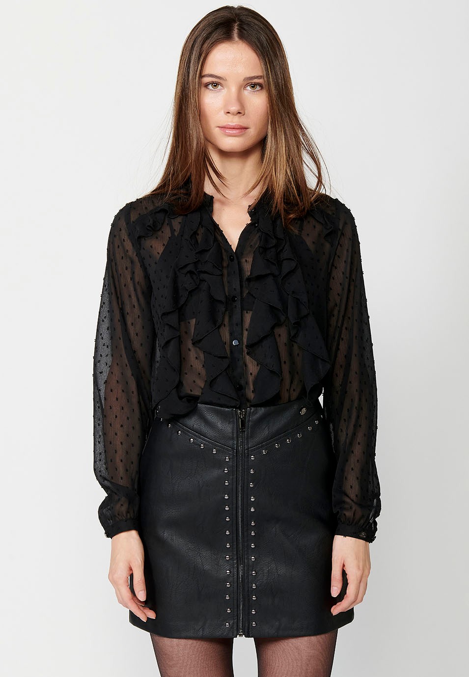 Chiffon blouse with ruffles on the front and paisley print in plumeti fabric for women in black