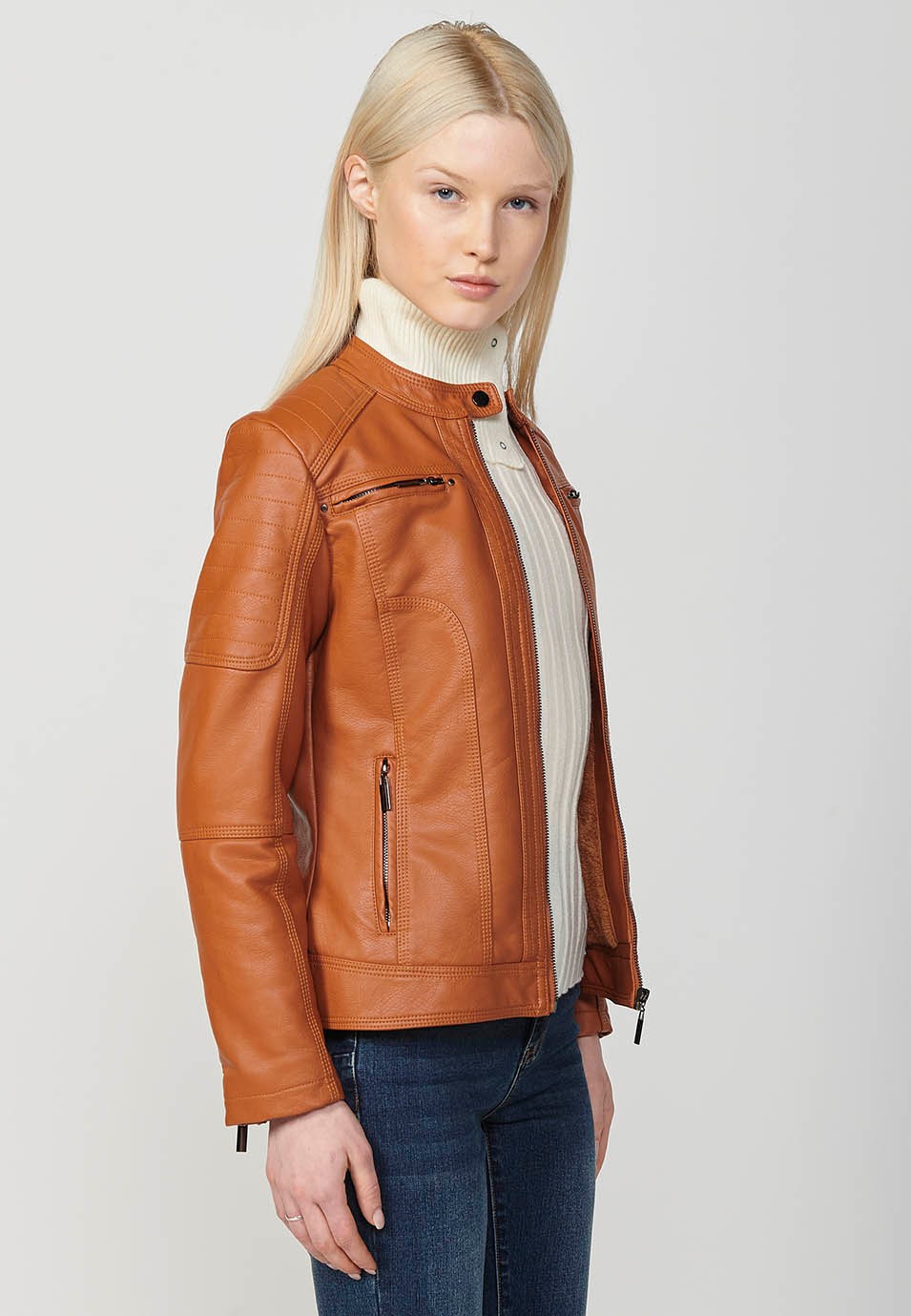 Chaqueta Cazadora estilo motero color camel en polipiel forrada con pelo sintetico para Mujer