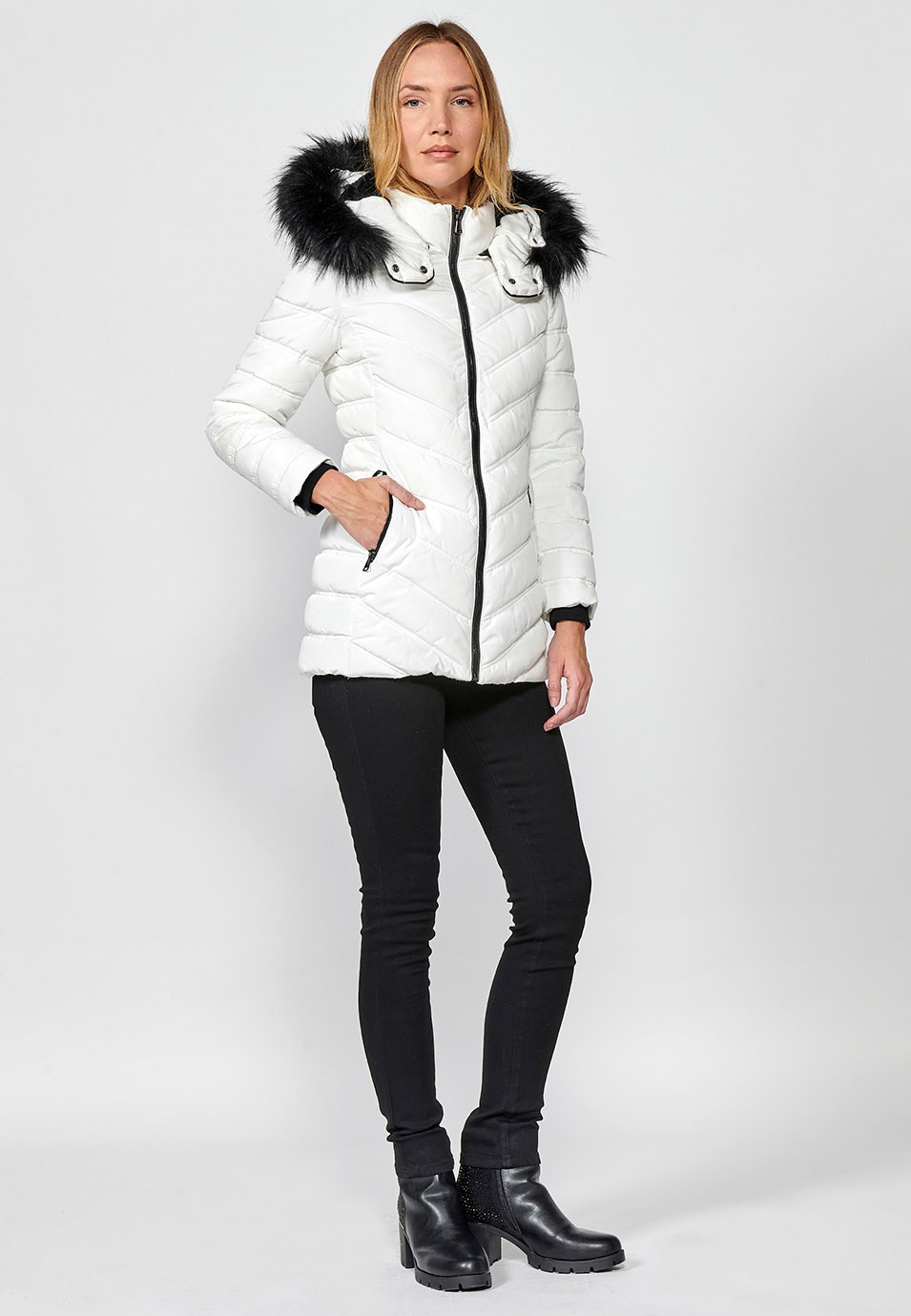 Women's Quilted Faux Fur Hooded Collar Zip Front Jacket in White