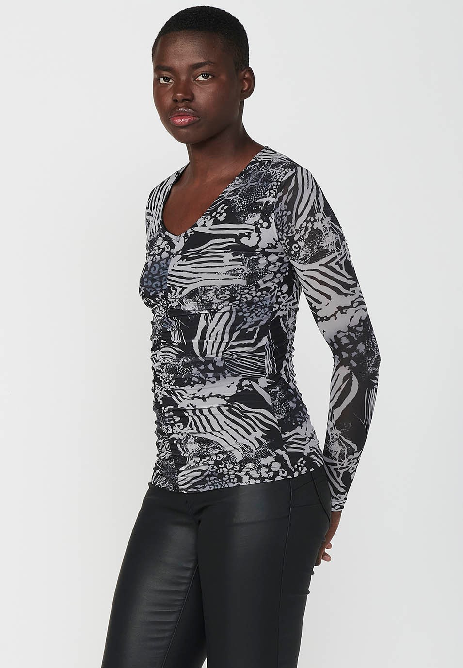 Long sleeve mesh V-neck t-shirt with animal print and gathered detail at the centre front in multicolour for women