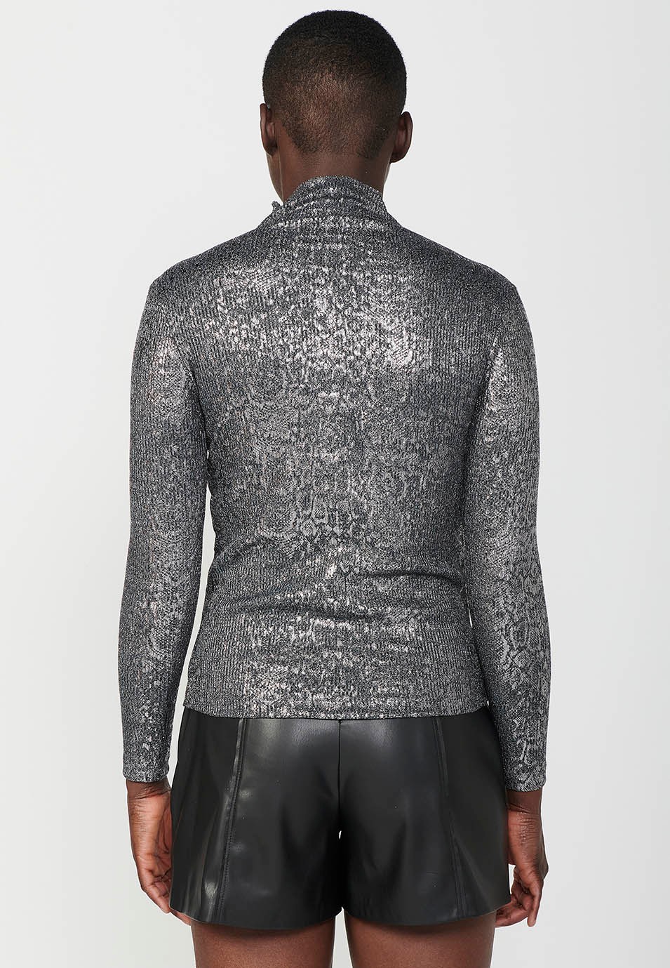 Long Sleeve Turtleneck T-Shirt in Iridescent Snake Skin in Grey for Women