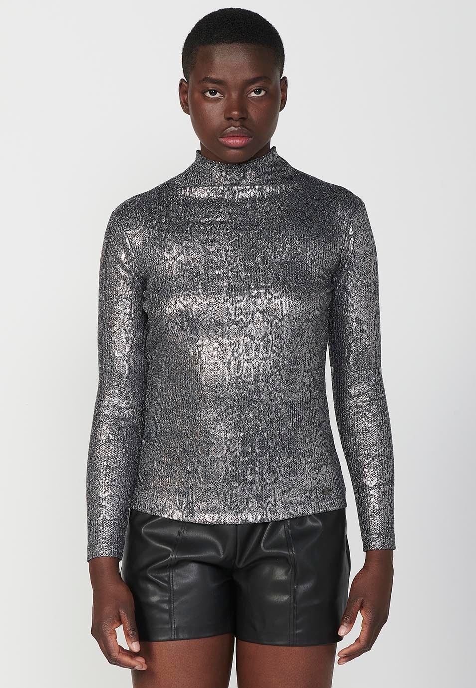 Long Sleeve Turtleneck T-Shirt in Iridescent Snake Skin in Grey for Women