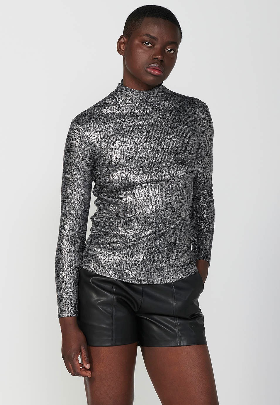 Long Sleeve Turtleneck T-Shirt in Iridescent Snake Skin in Grey for Women