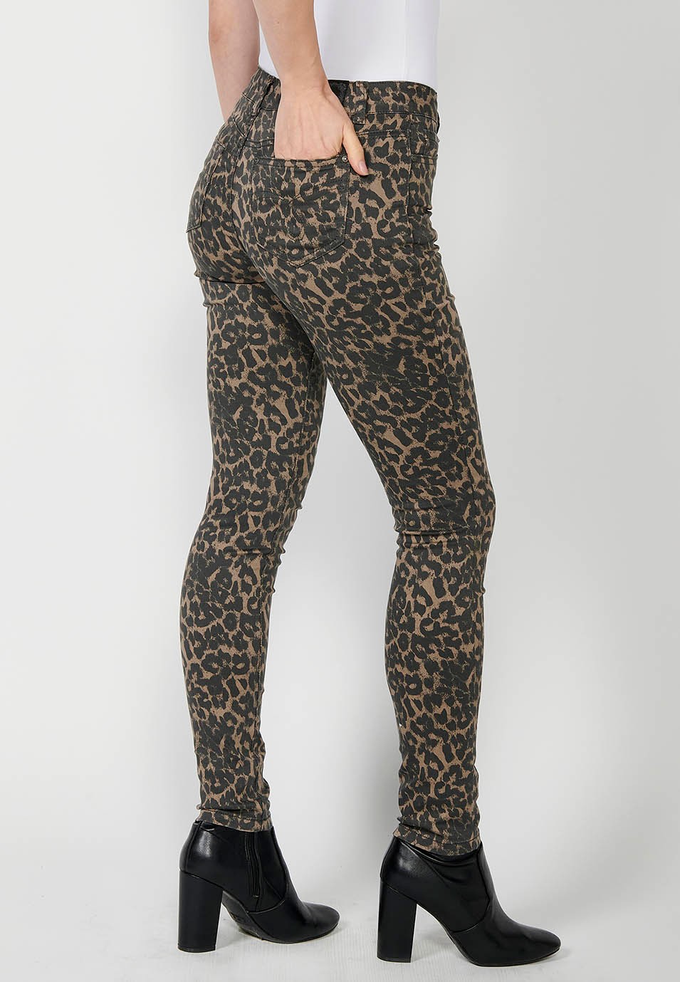 Lange Jeanshose mit Animal-Print, Reißverschluss vorne und Knopfverschluss für Damen