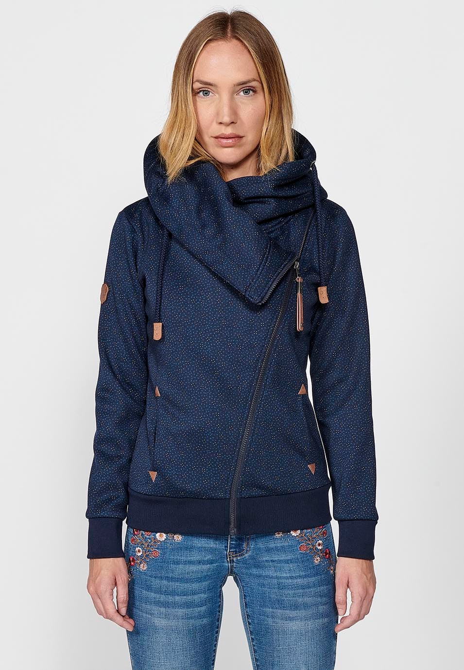 Sudadera abierta con cremallera y cuello ancho con capucha y bolsillos con estampado floral para mujer de color navy 3