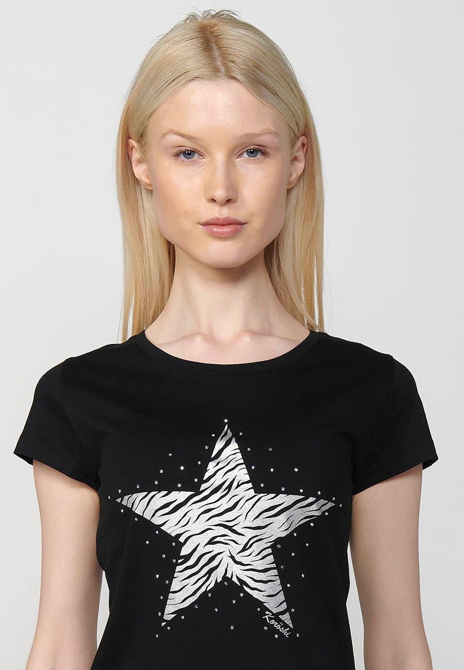 Short-sleeved Cotton T-shirt with round neck and Black Star Print for Women