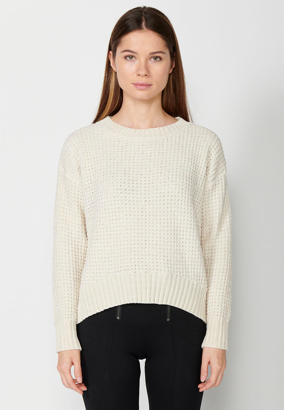 Women's Crew Neck Jumper with Wide Ribbed Hem in Ecru 2