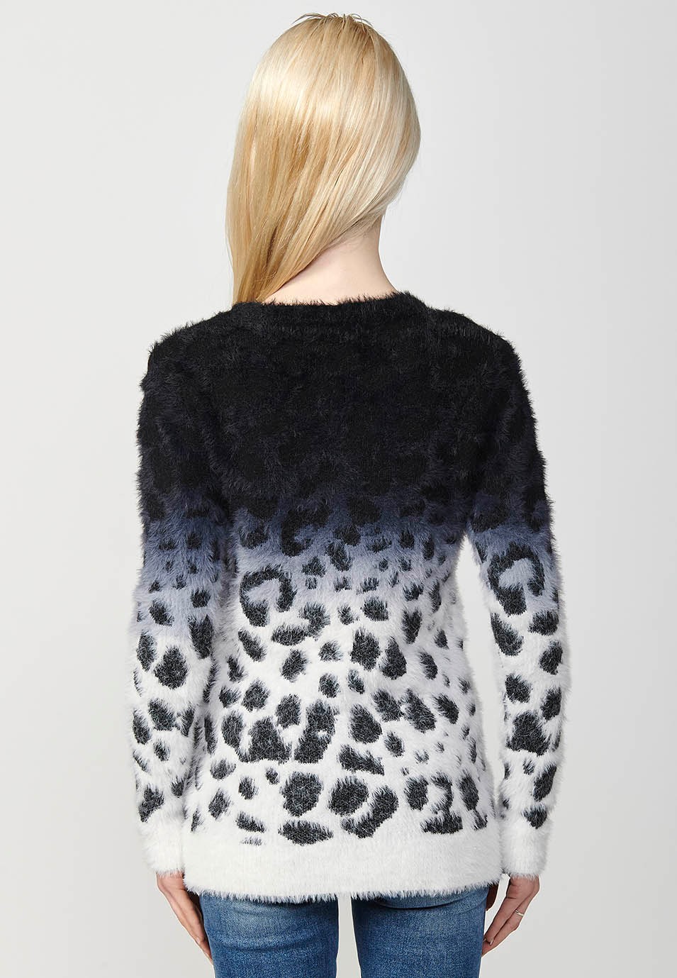 Jersey manga larga cuello redondo con jacquard de leopardo en blanco y negro con efecto degradado para mujer en color negro