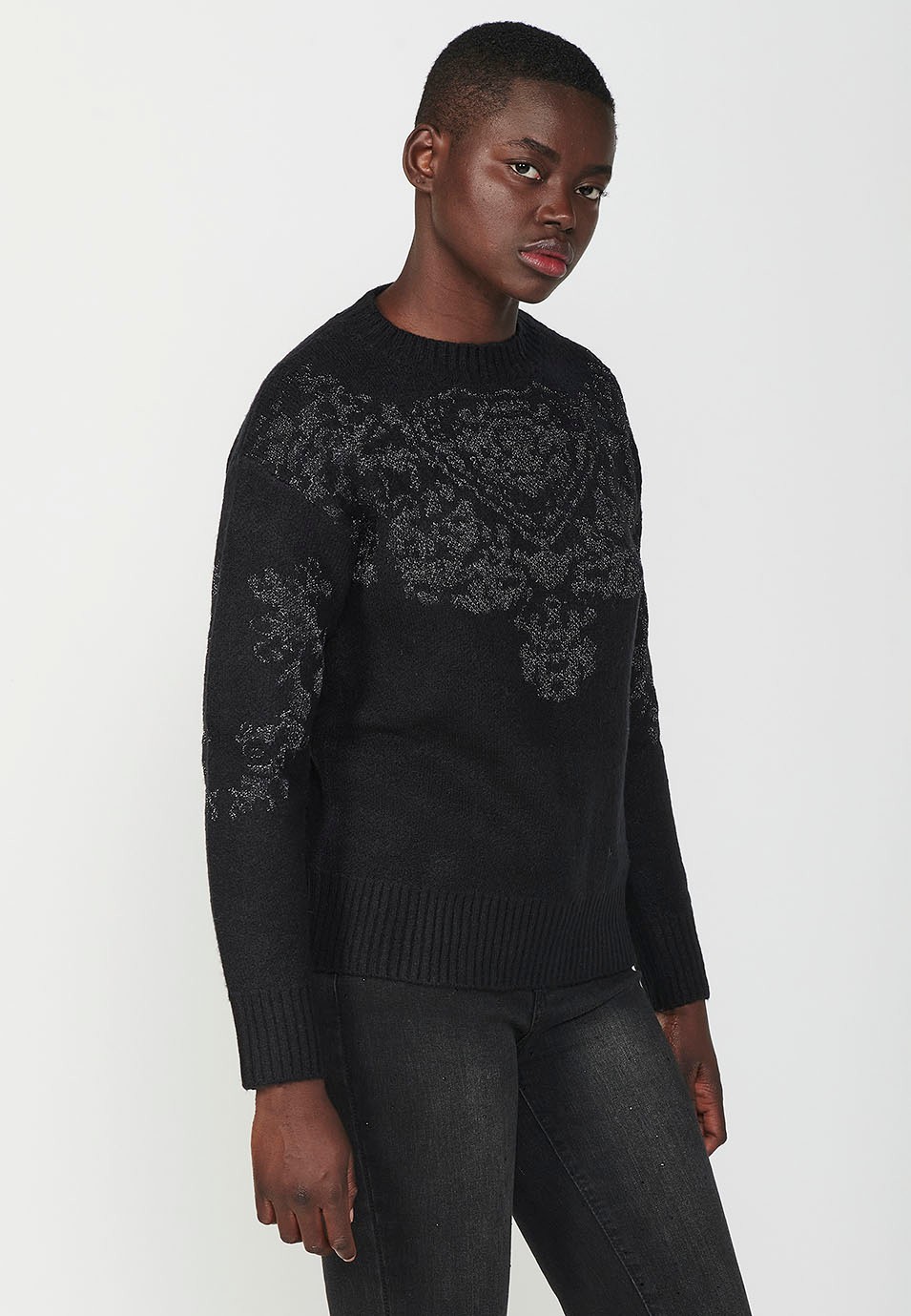 Women's Metallic Thread Jacquard Crew Neck Long Sleeve Jumper in Black