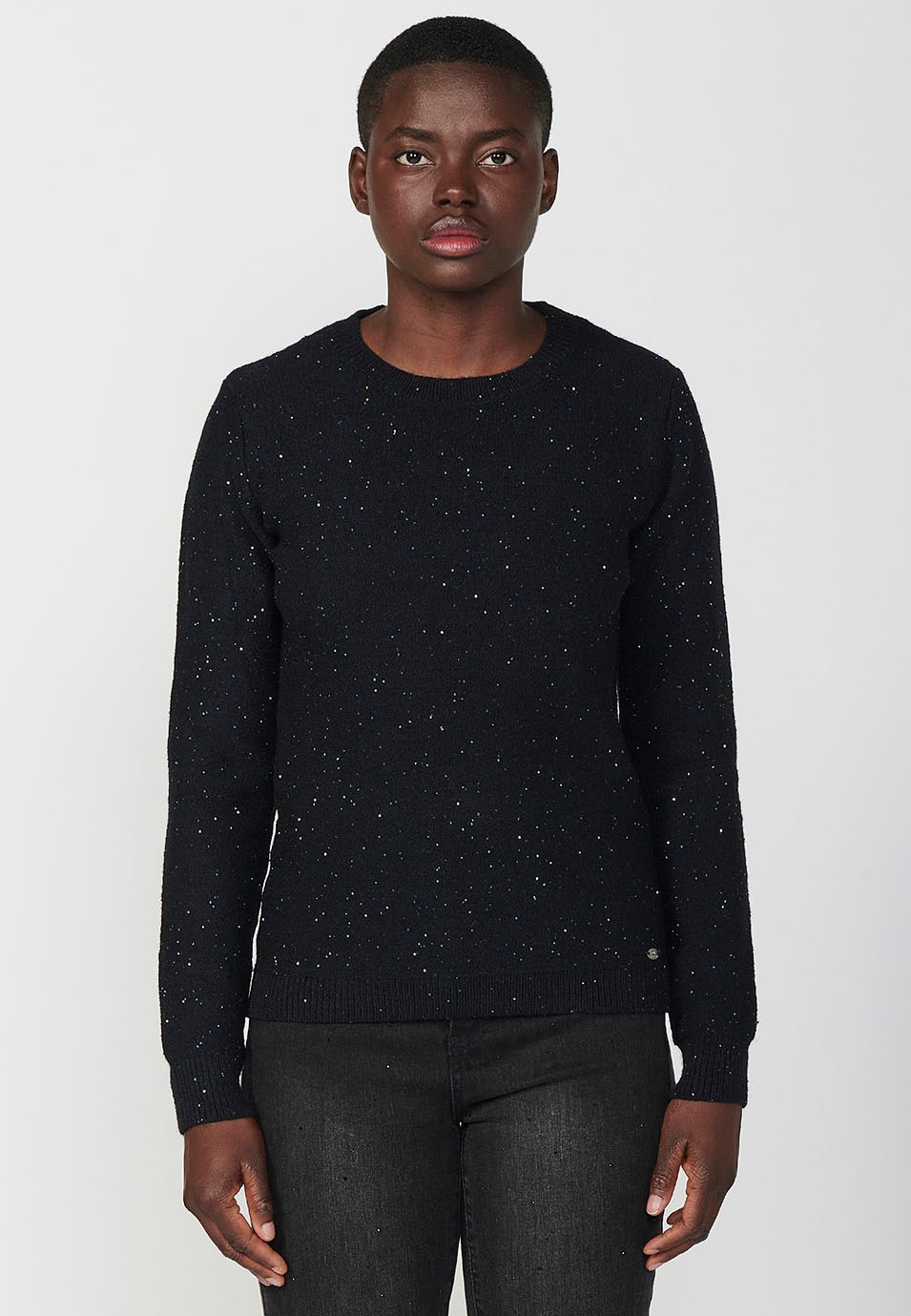 Pull col rond manches longues avec fils mouchetés de paillettes pour femme en noir