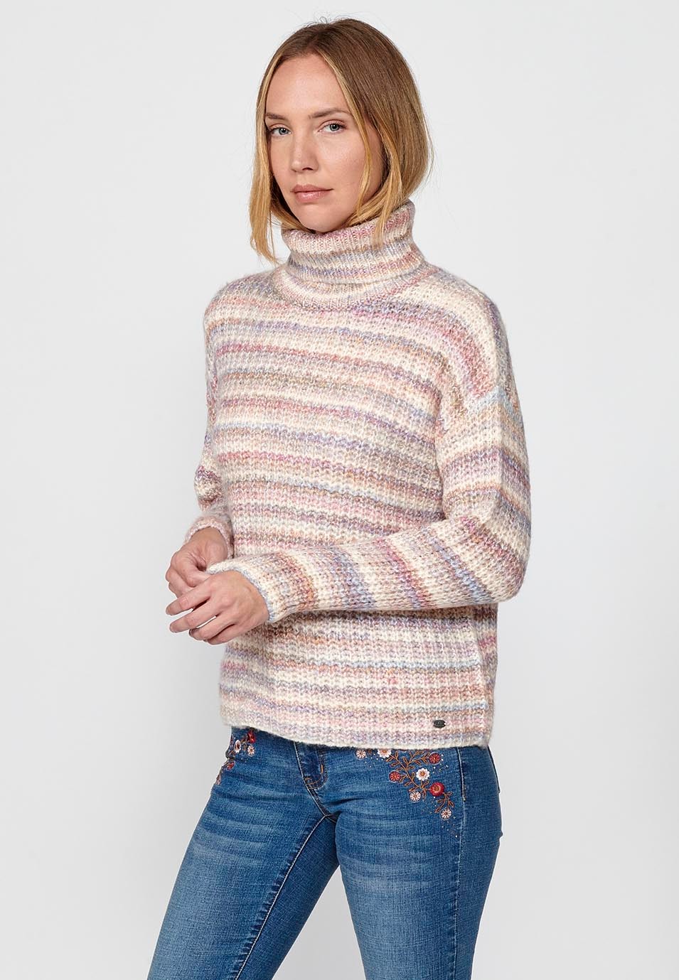 Jersey manga larga y cuello vuelto listado multicolor y tricot acanalado para mujer