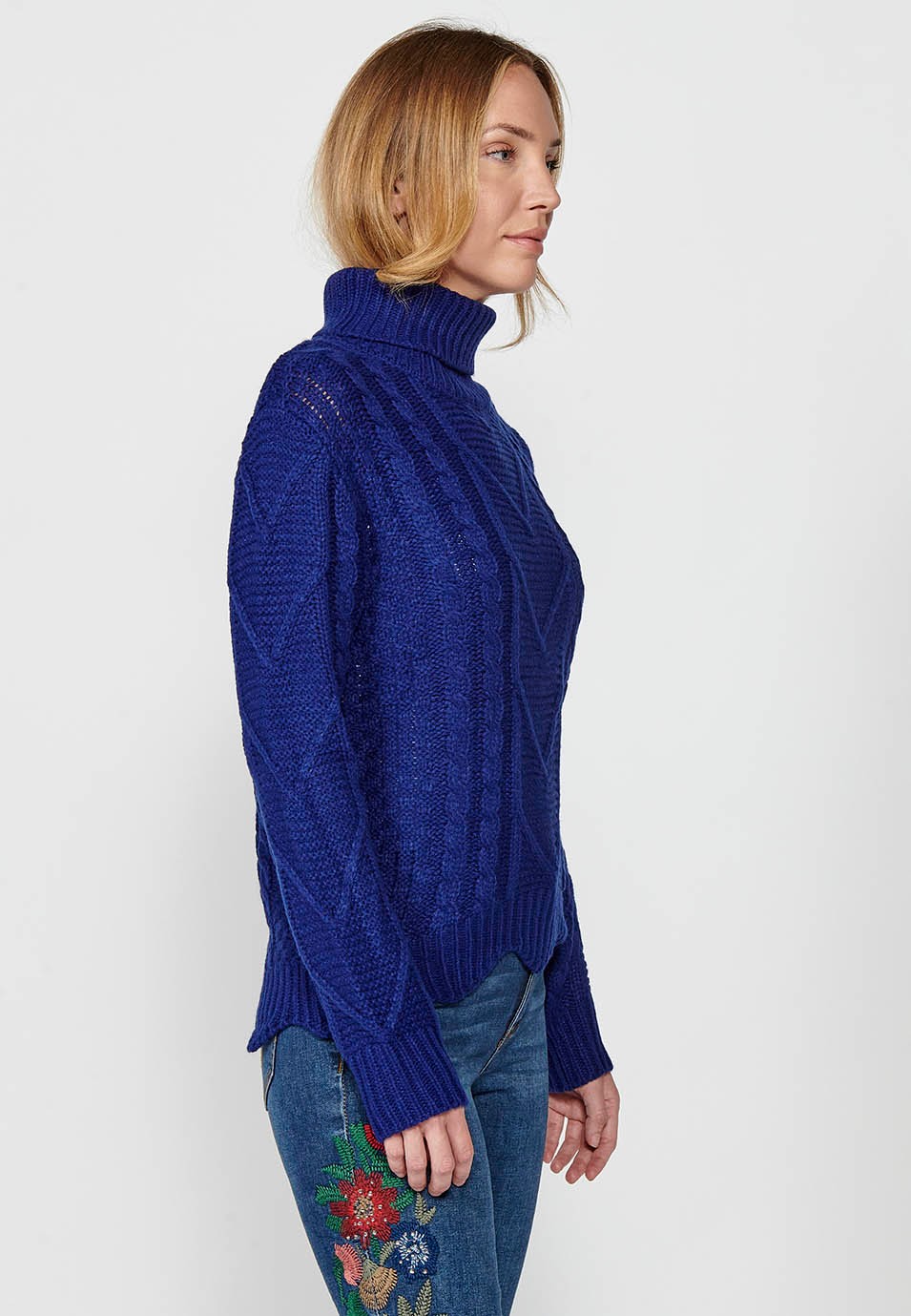 Women's Blue Jacquard Cable-Knit Ribbed Long-Sleeved Wrap Sweater with Wavy Hem 6