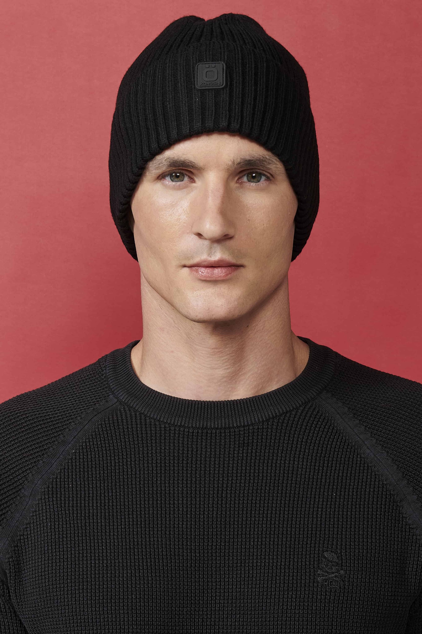 Gorro tricot para hombre de color negro