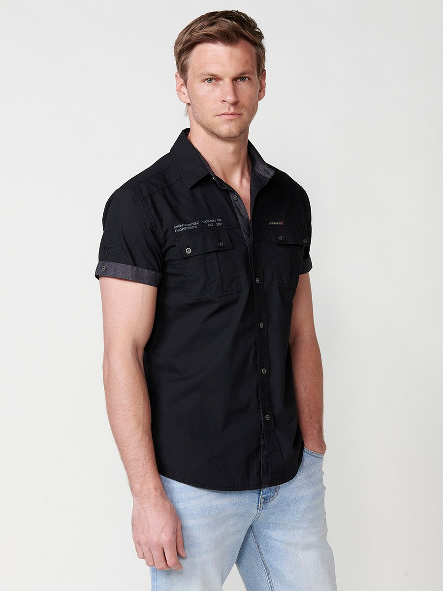 Chemise élégante à manches courtes en coton pour homme en noir