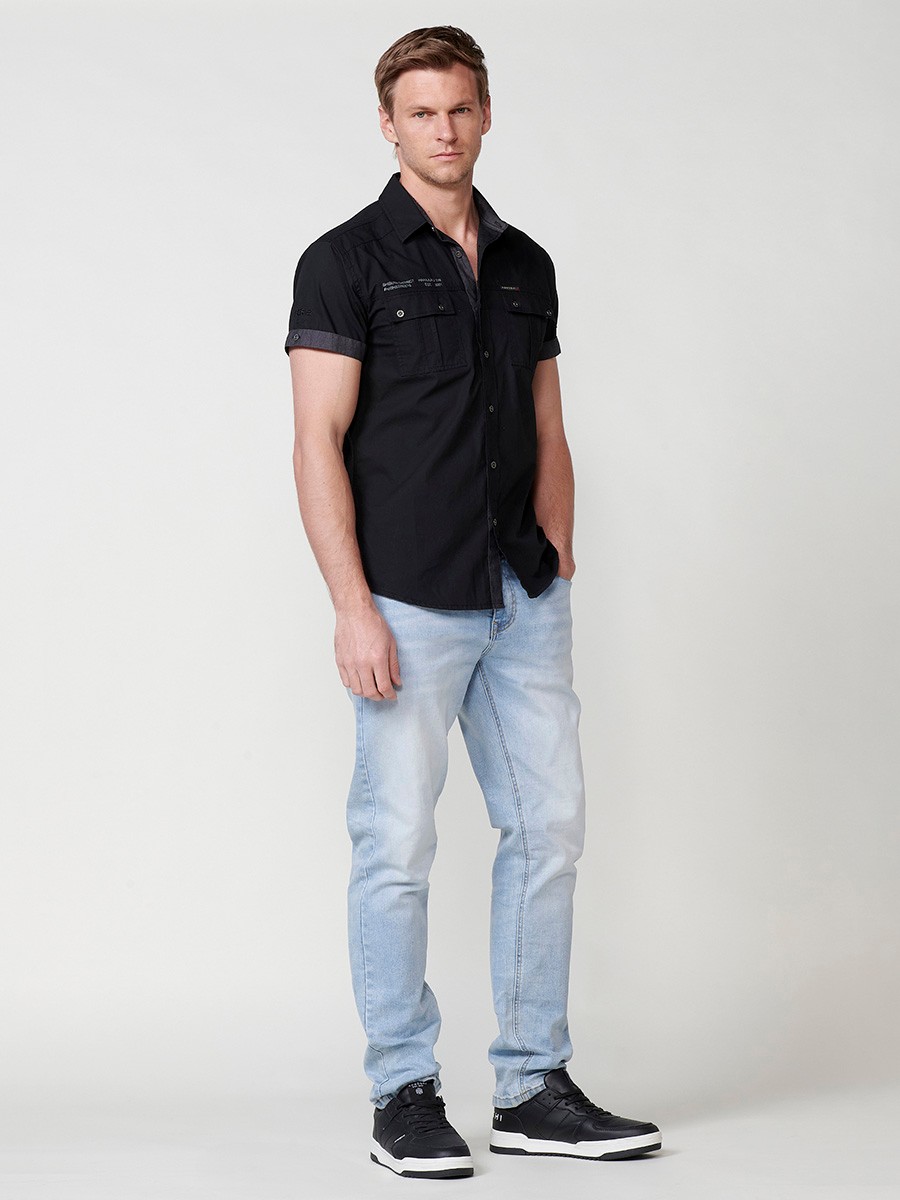 Chemise élégante à manches courtes en coton pour homme en noir