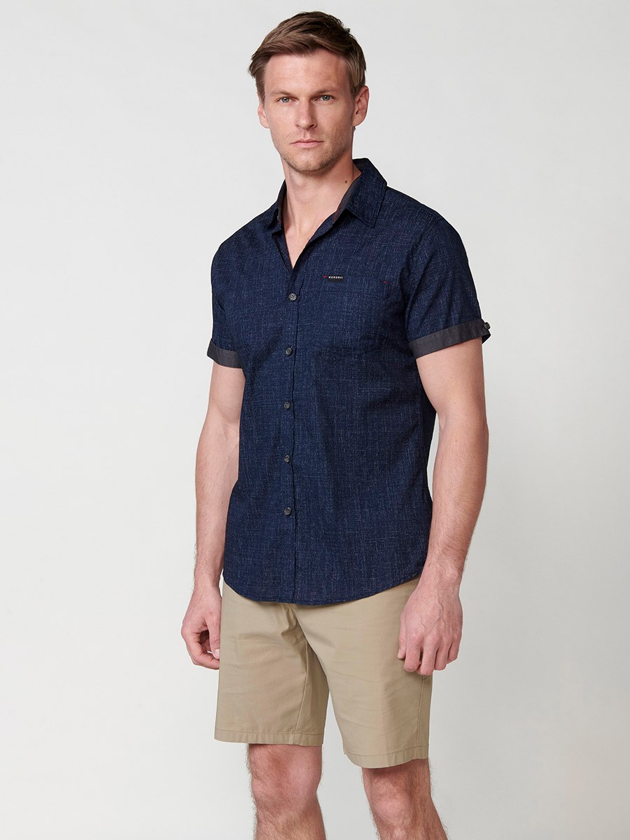 Camisa de Algodón manga corta acabada en vuelta y botón color Navy para Hombre