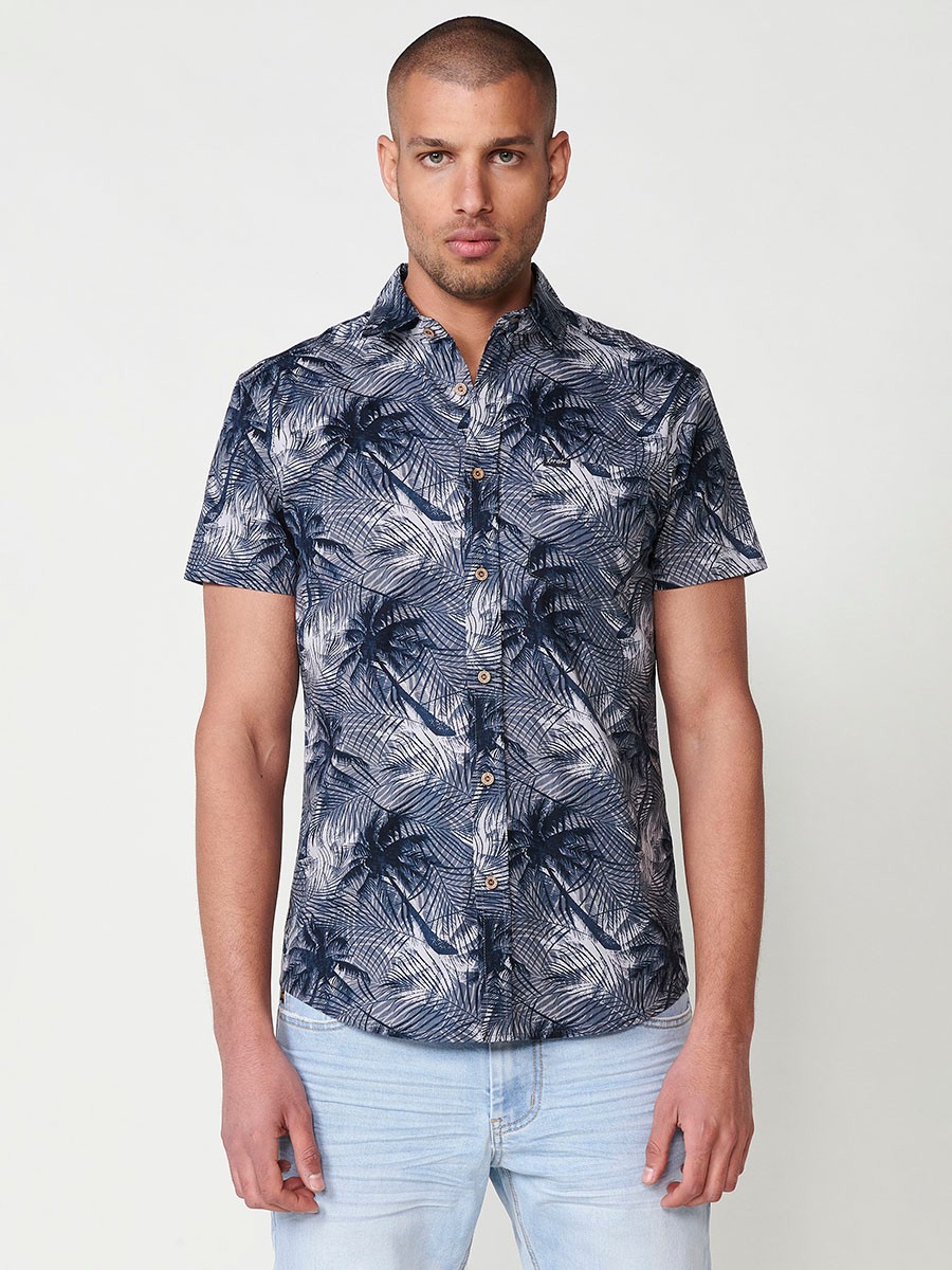 Men's grey tropical print short sleeve shirt