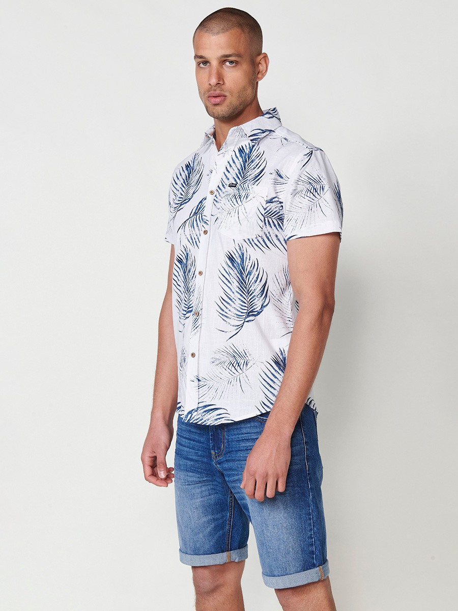 Men's Short-Sleeve Cotton Tropical Print Shirt with Front Pocket in White – 100% Cotton 4