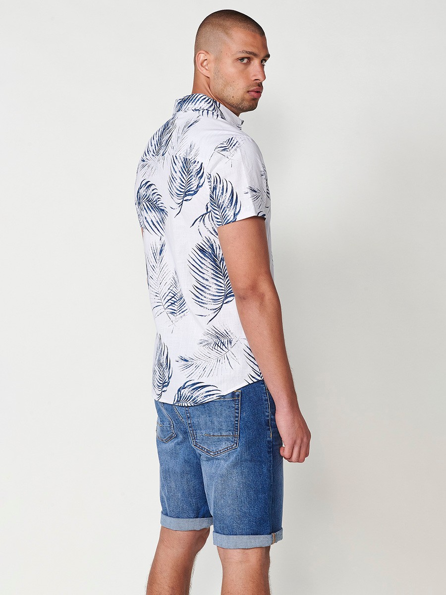 Men's Short-Sleeve Cotton Tropical Print Shirt with Front Pocket in White – 100% Cotton 1