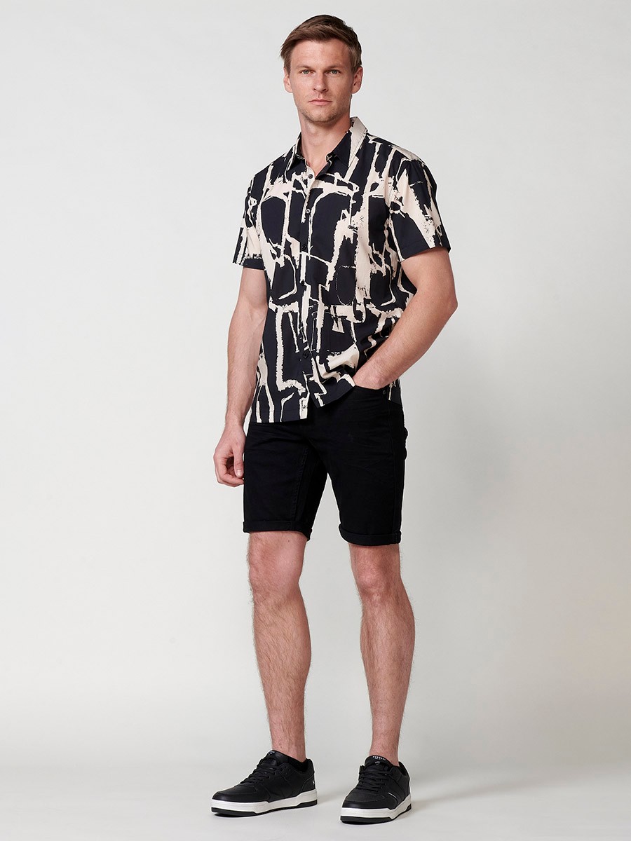 Camisa de manga corta con cierre con botones color Negro para Hombre 6