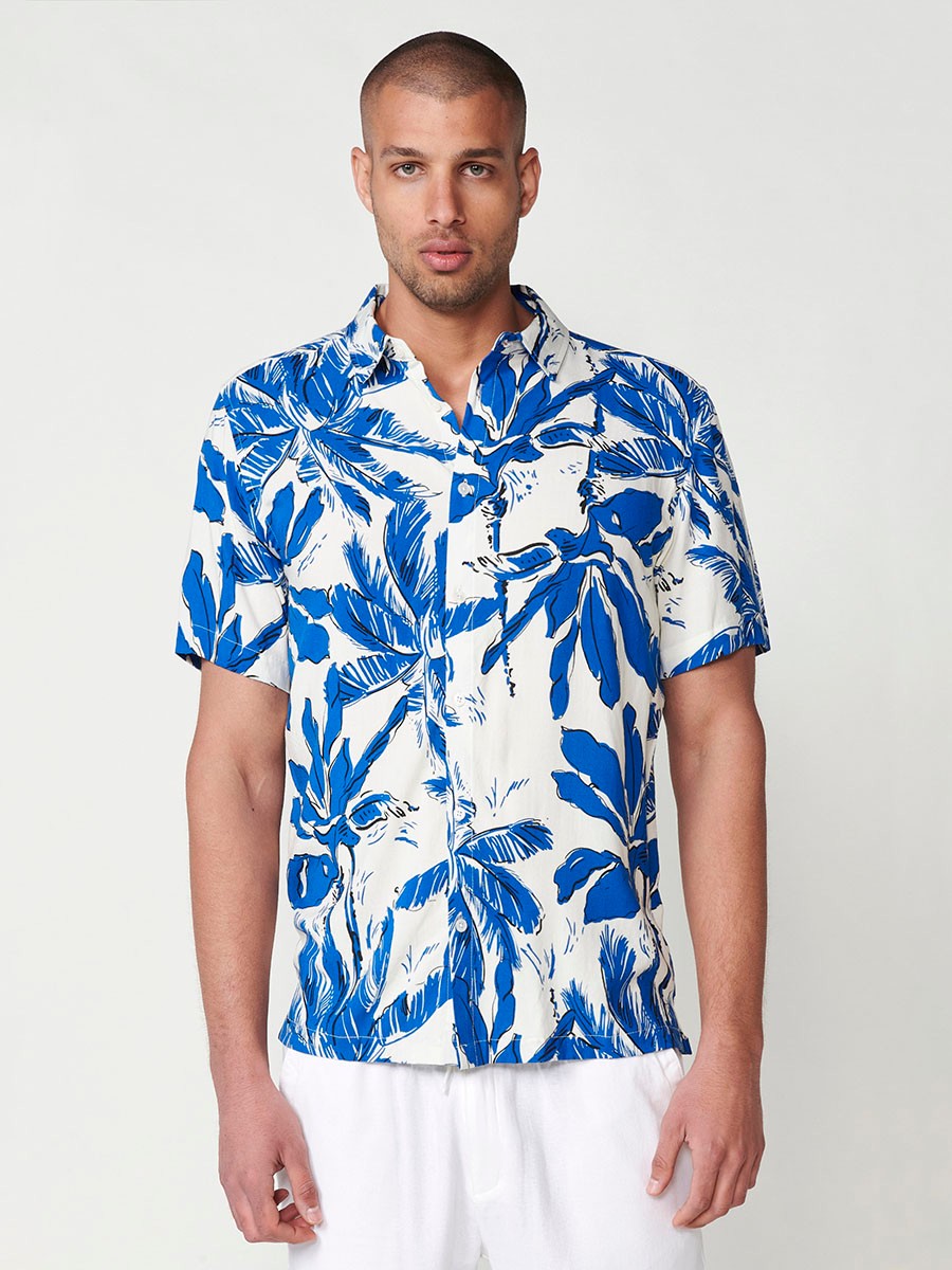 Men's Short-Sleeve Tropical Print Shirt in Blue – 100% Viscose 3