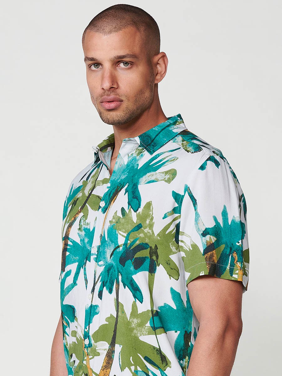 Camisa de Manga Corta con Estampado Tropical en Verde para Hombre – 100% Viscosa 1