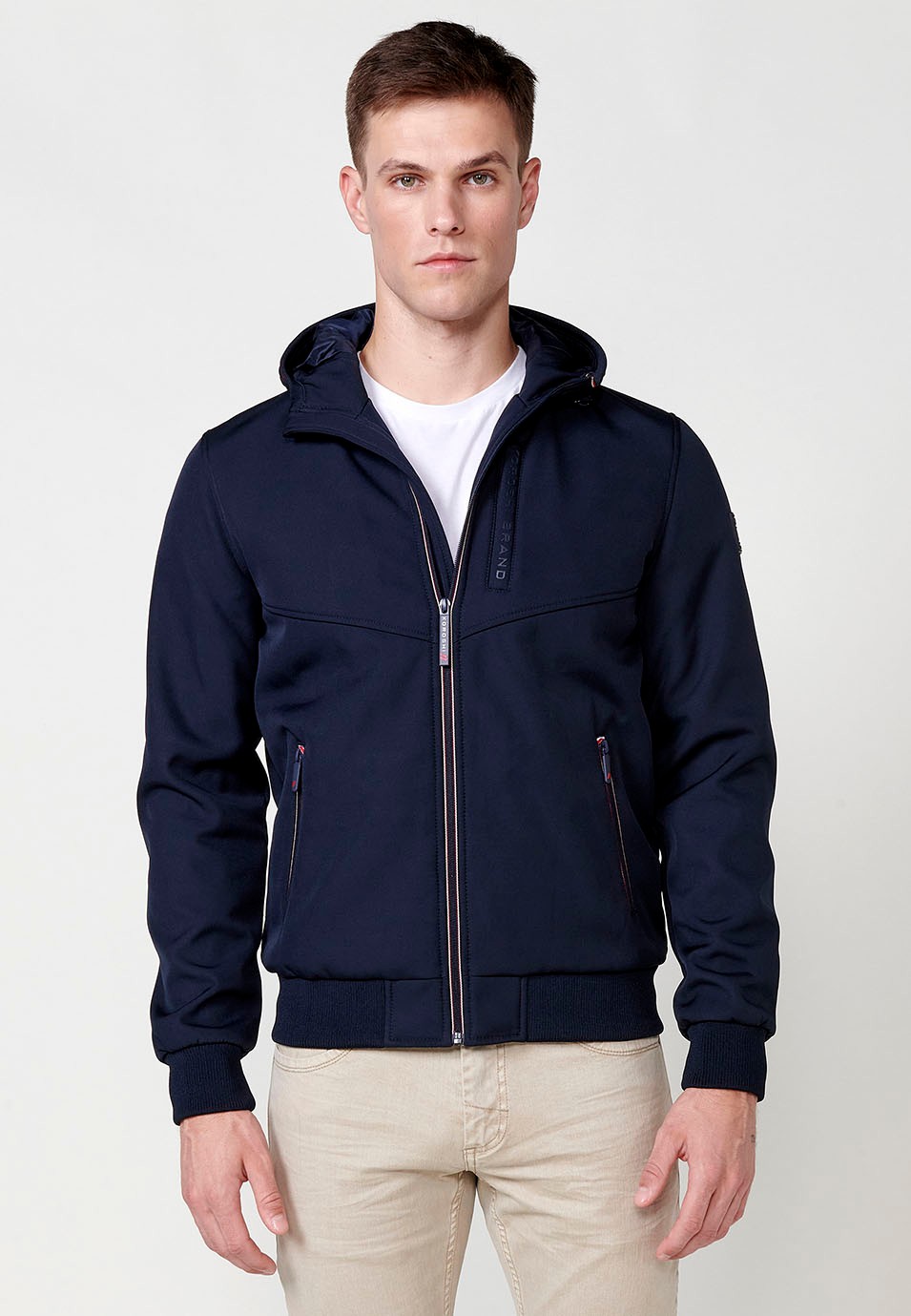 Chaqueta Cazadora con cuello con capucha y Cierre delantero con cremallera y Bolsillos con cremallera color Navy para Hombre