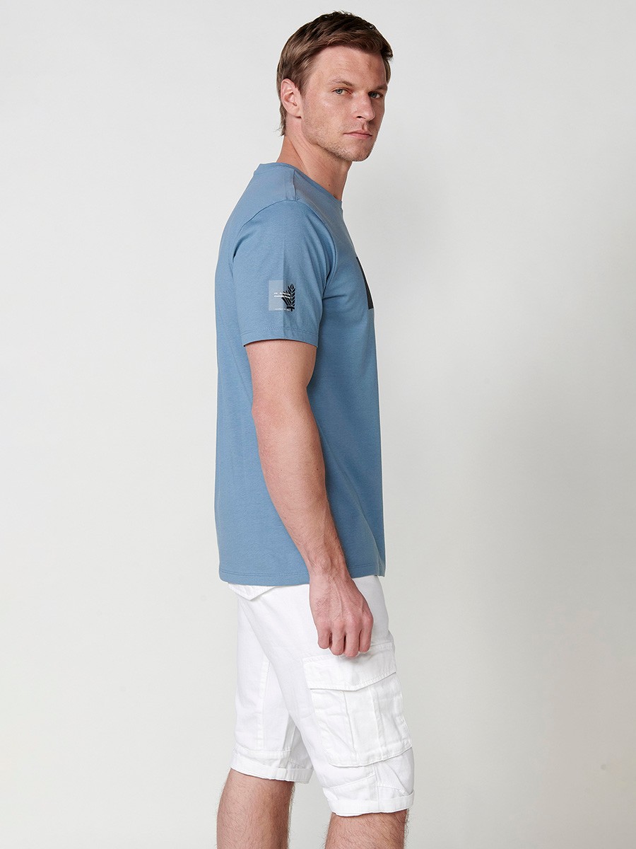 Men's Blue Short Sleeve T-Shirt with Embossed Letters