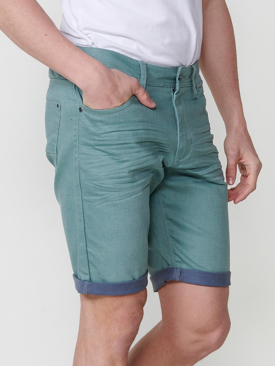 Men's Regular Fit Twill Stretch Shorts with Washed Effect and Blue Interior Cuff in Green 4