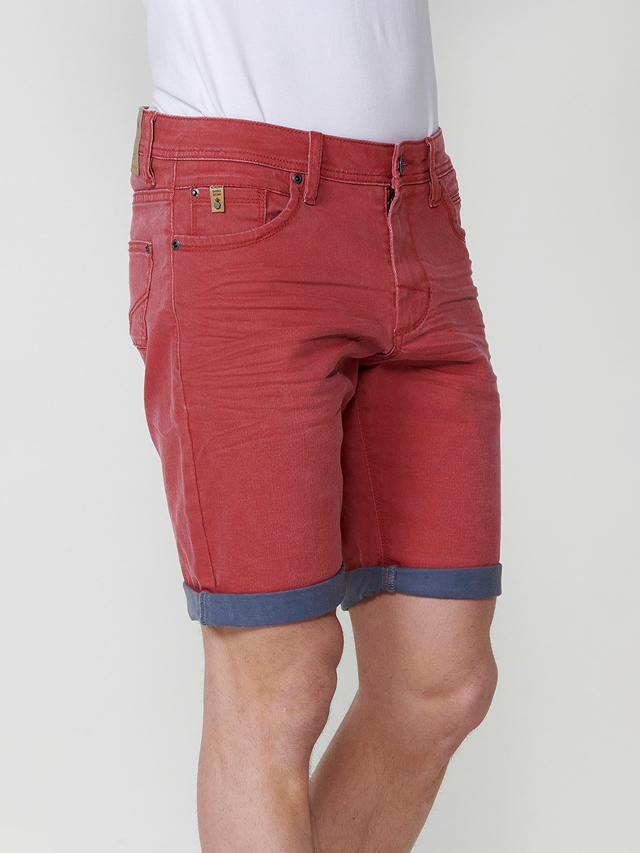 Men's Regular Fit Twill Cotton-Blend Shorts with Washed Effect and Blue Interior Cuff in Red 1