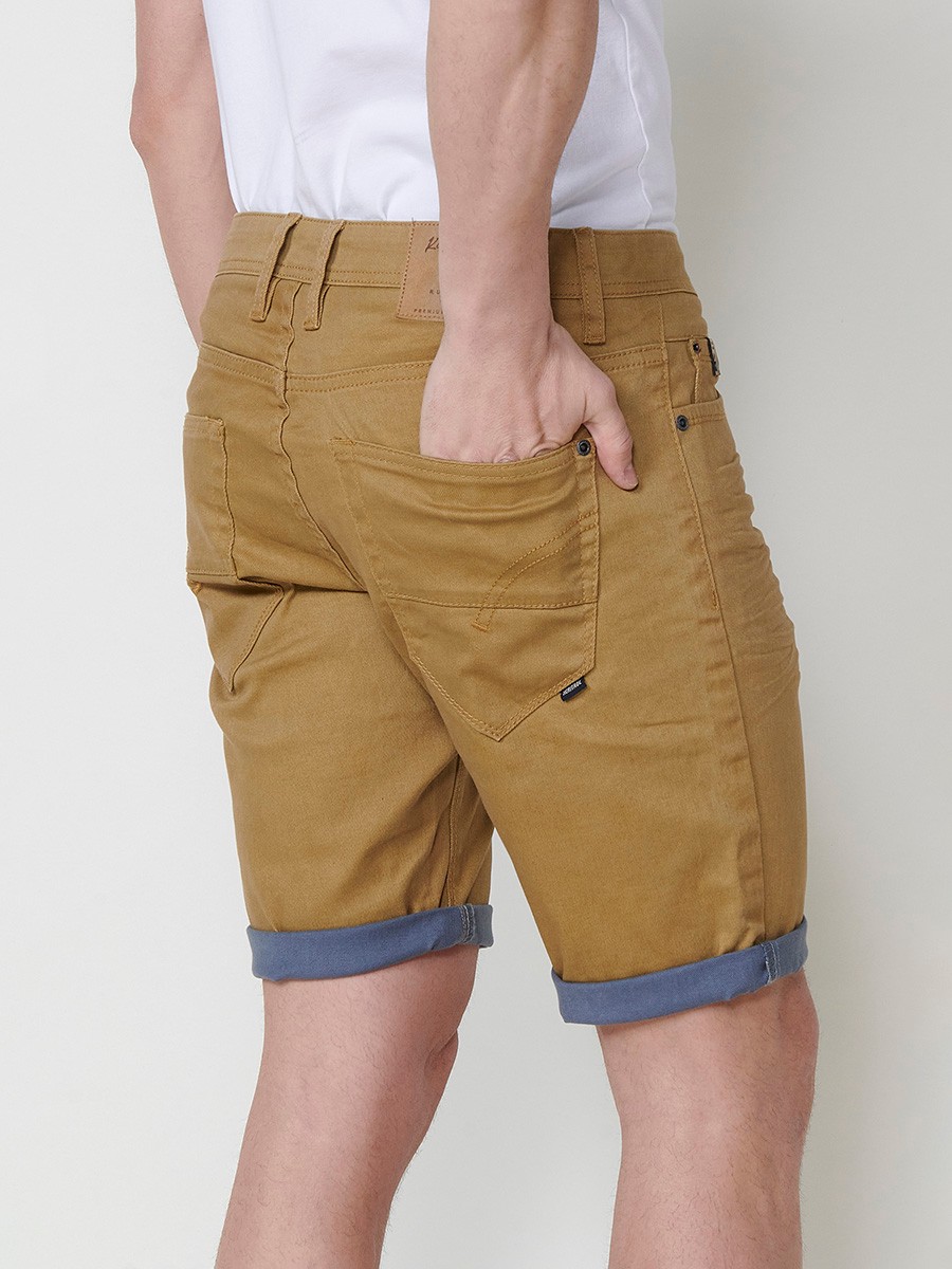 Men's Regular Fit Twill Cotton-Blend Shorts with Washed Effect and Blue Interior Cuff in Ocher 2