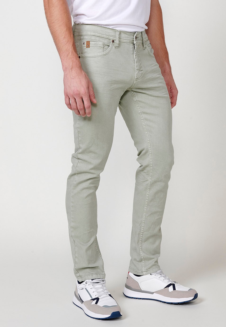 Pantalon long droit coupe classique avec cinq poches et une poche en Vert pour Homme