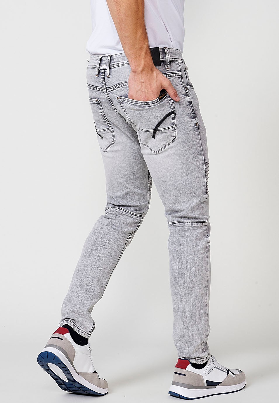 Pantalon long en denim coupe skinny style Biker avec poches avec Détails sur les genoux en Denim Gris pour Homme