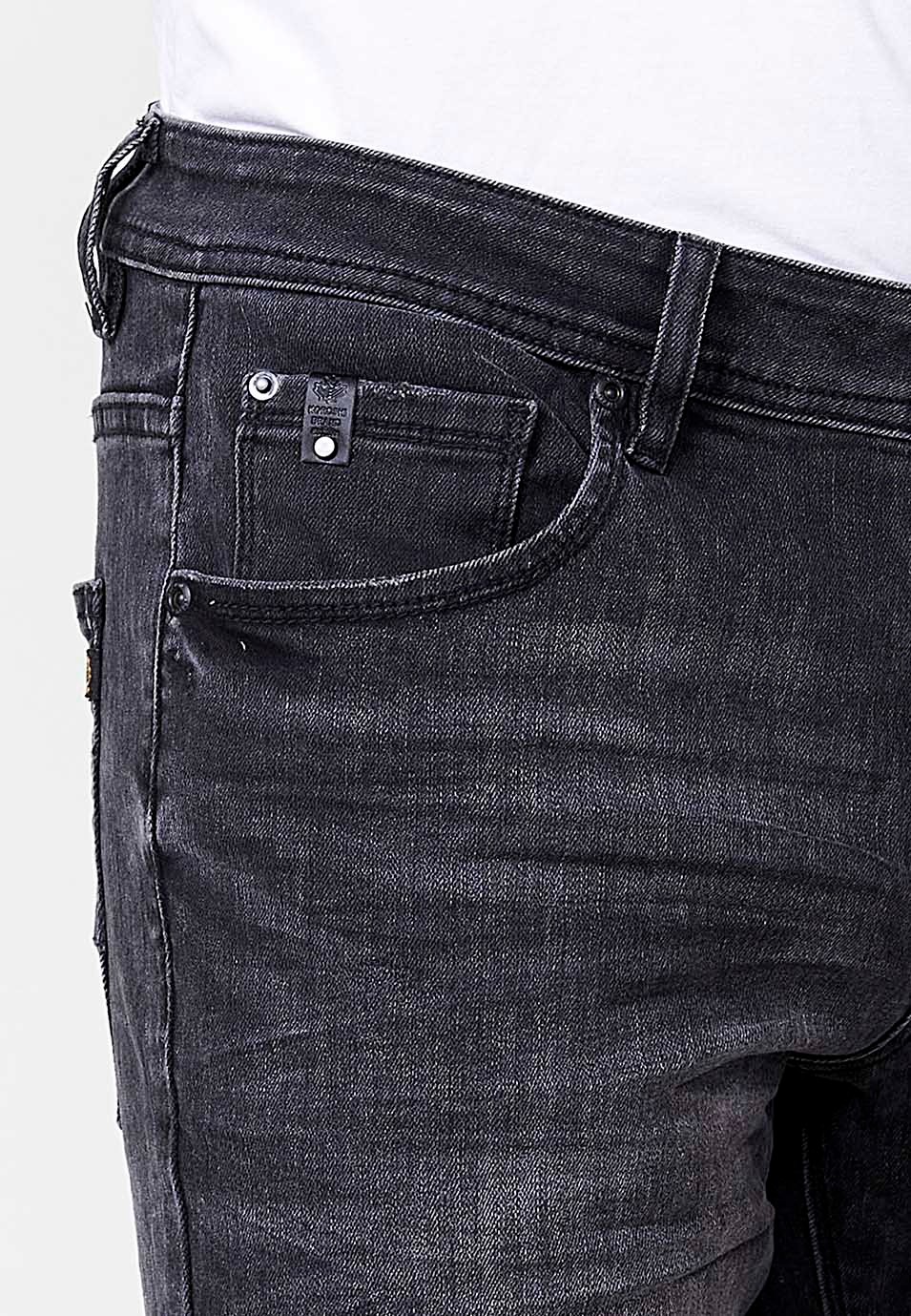 Pantalon long droit en jean coupe classique à cinq poches, une poche en Noir pour Homme