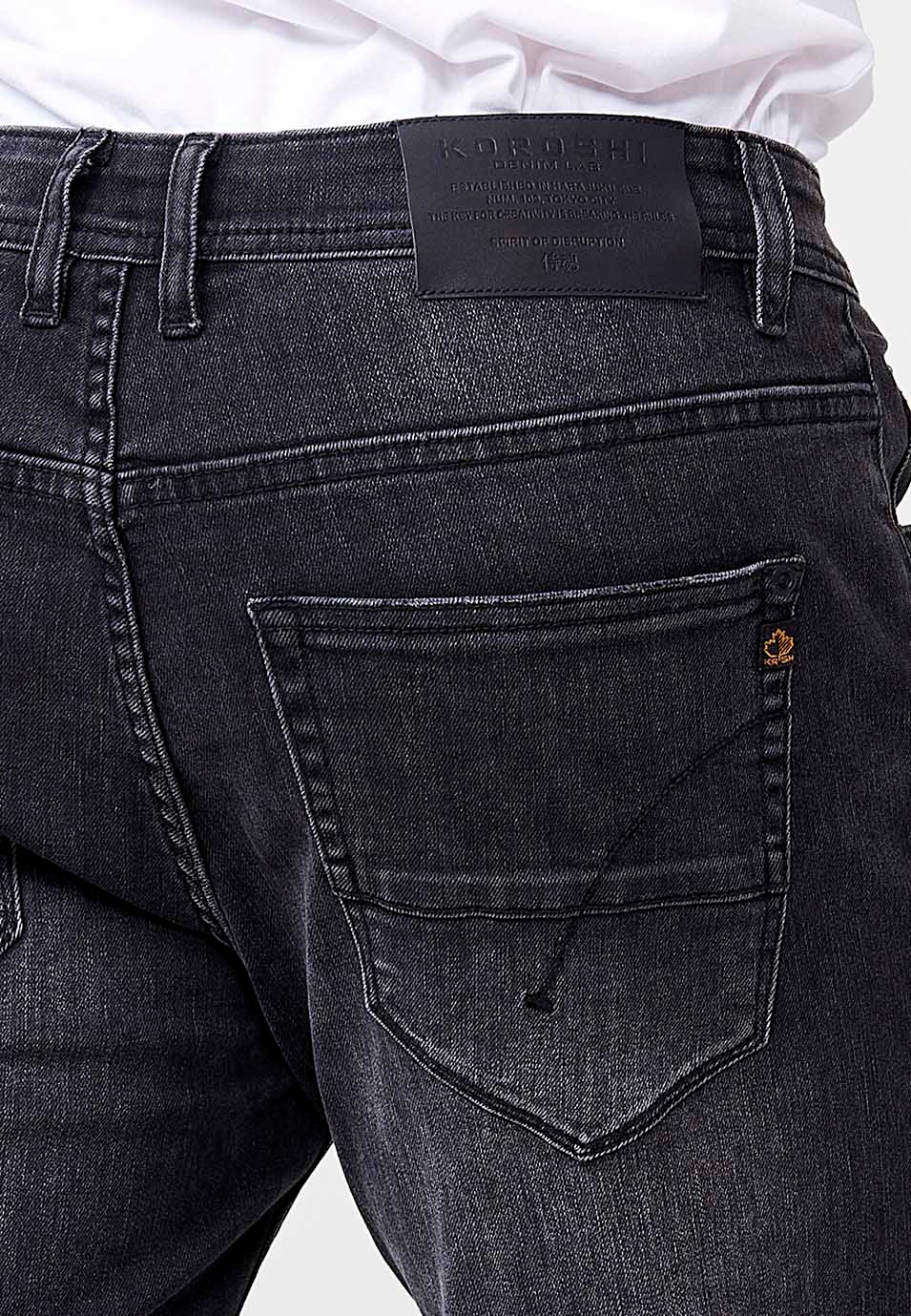 Pantalon long droit en jean coupe classique à cinq poches, une poche en Noir pour Homme