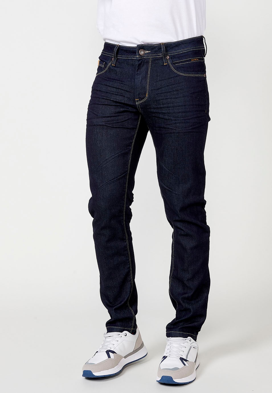 Pantalon long droit en jean coupe classique couleur Bleu pour Homme