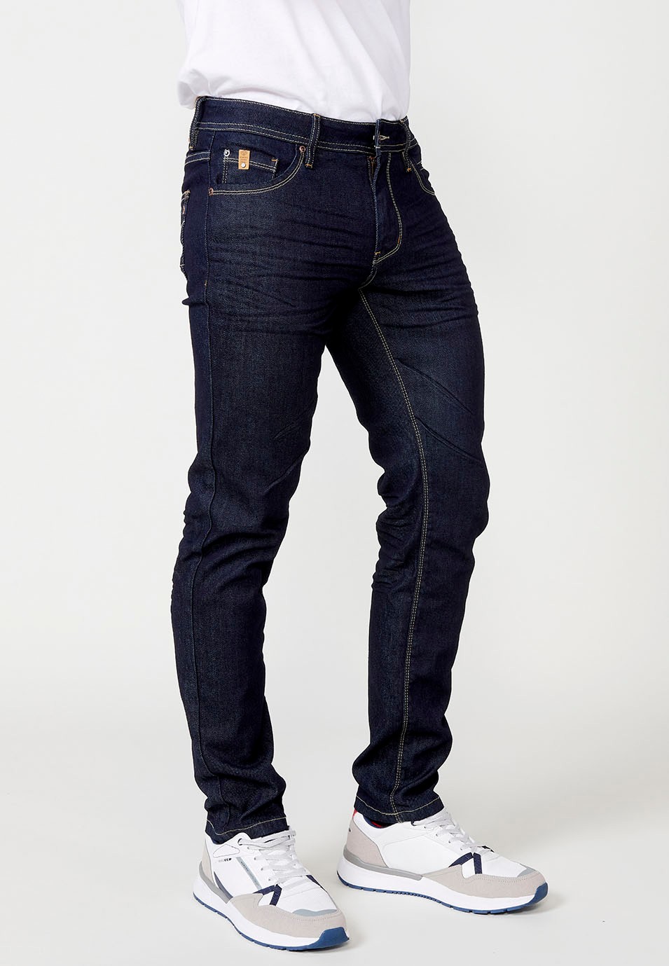 Pantalon long droit en jean coupe classique couleur Bleu pour Homme