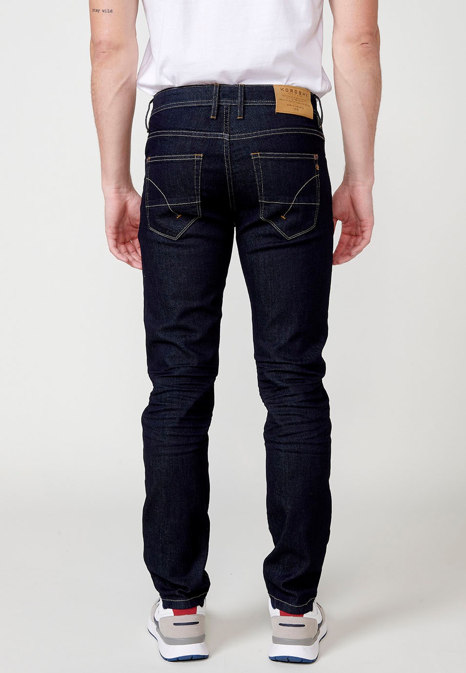 Pantalon long droit en jean coupe classique couleur Bleu pour Homme