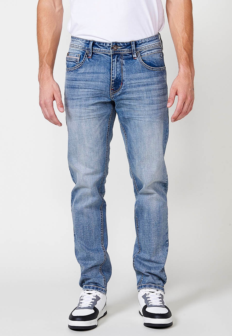 Pantalon long droit en jean coupe classique avec poches en Bleu pour Homme