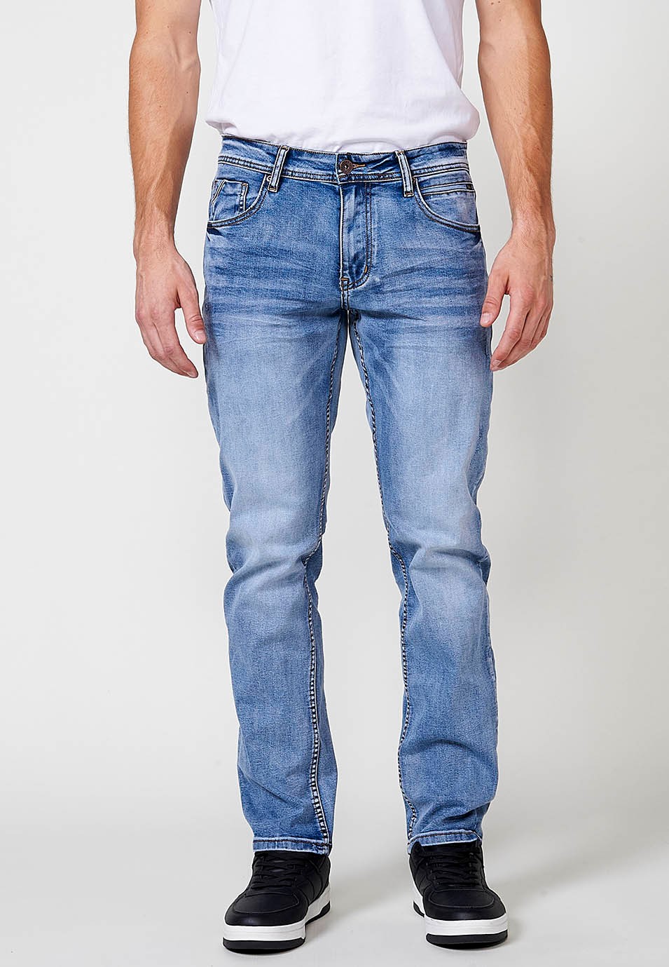 Pantalon long droit en denim coupe classique en Bleu pour Homme