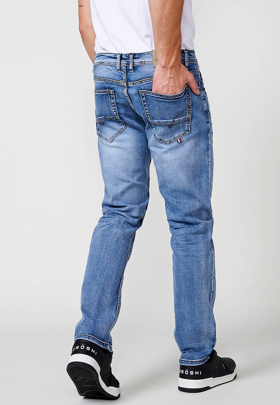 Pantalon long droit en denim coupe classique en Bleu pour Homme