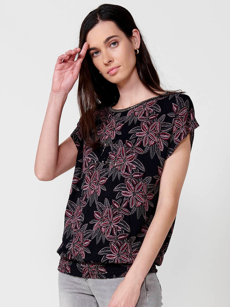 Women's black floral print short sleeve t-shirt