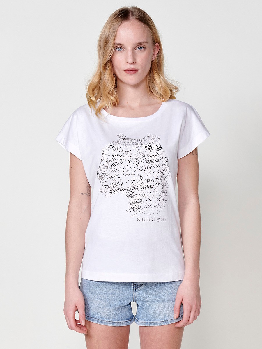 Women's short-sleeved round-neck t-shirt with glitter leopard print and Koröshi logo on the front in white 4