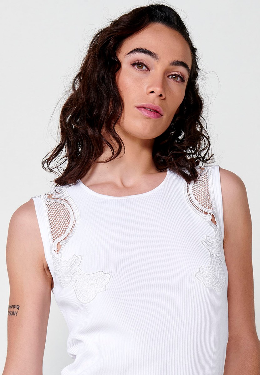 Camiseta sin mangas con Detalles delanteros color Blanco para Mujer 3