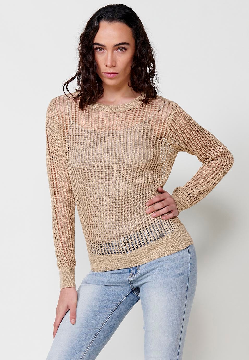 Pull en tricot à manches longues et col rond pour femme de couleur camel 1